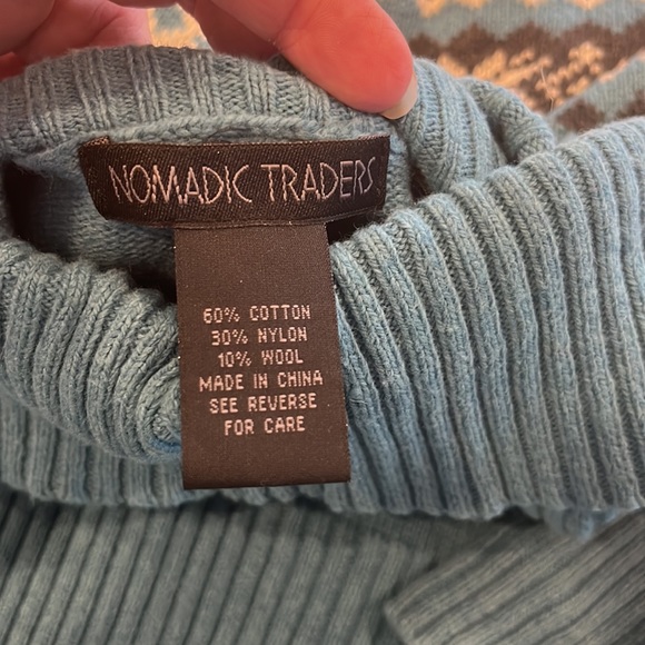 Turtleneck sweater - Picture 3 of 3